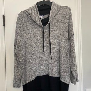 Loose fitting comfy sweatshirt